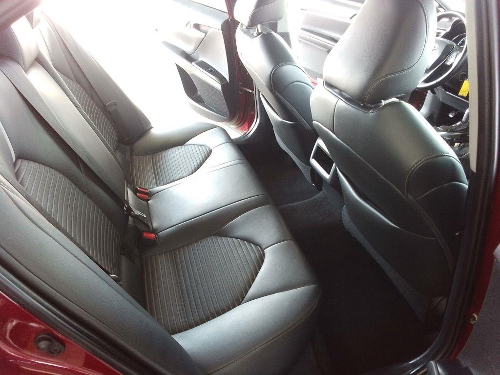 Toyota Camry SE 2018