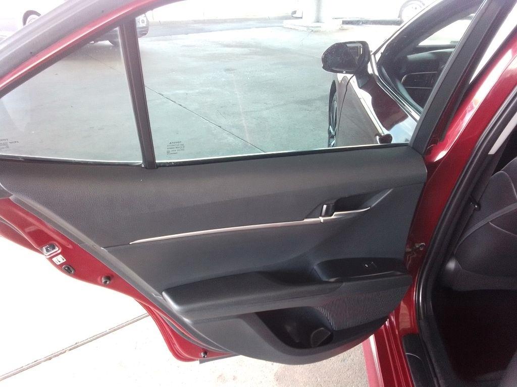 Toyota Camry SE 2018