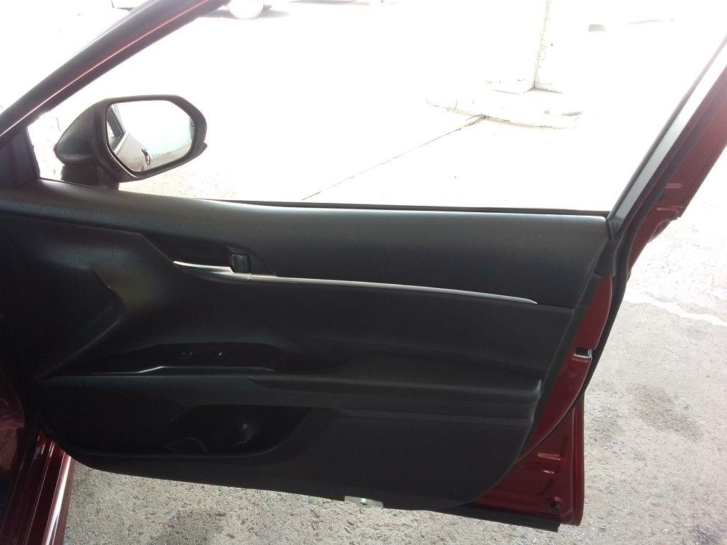 Toyota Camry SE 2018