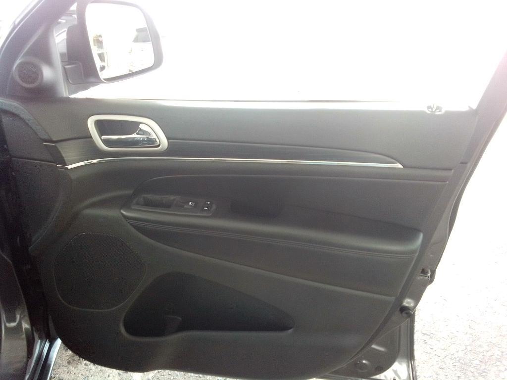 Jeep Grand Cherokee Limited 2WD 2020