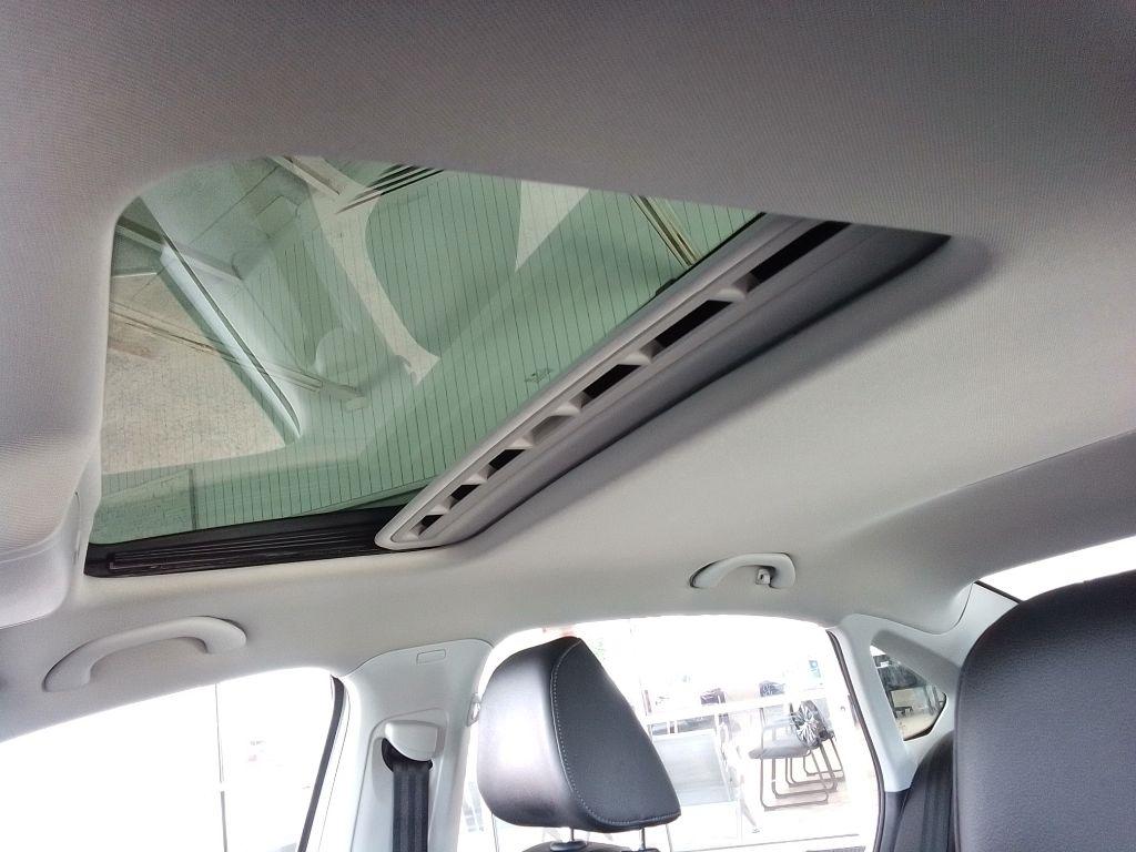 Volkswagen Passat SE 2021