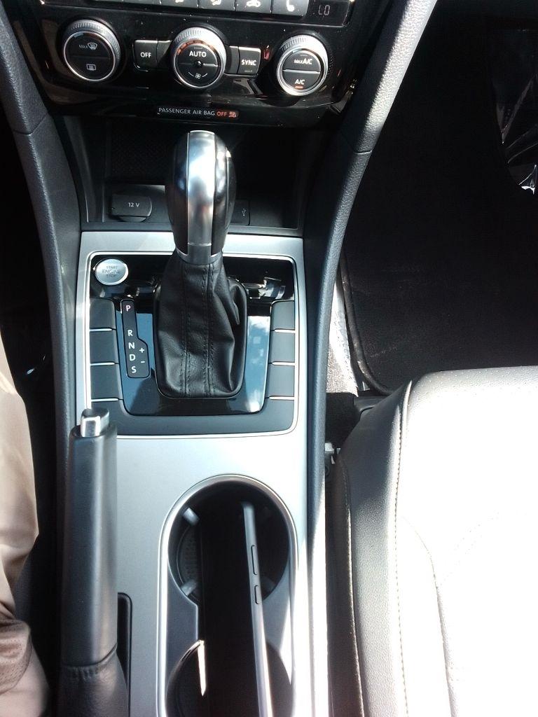 Volkswagen Passat SE 2021