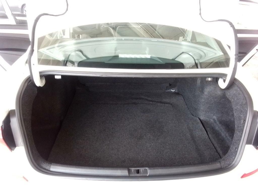 Volkswagen Passat SE 2021