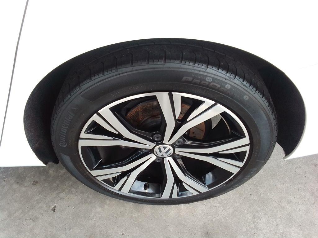 Volkswagen Passat SE 2021