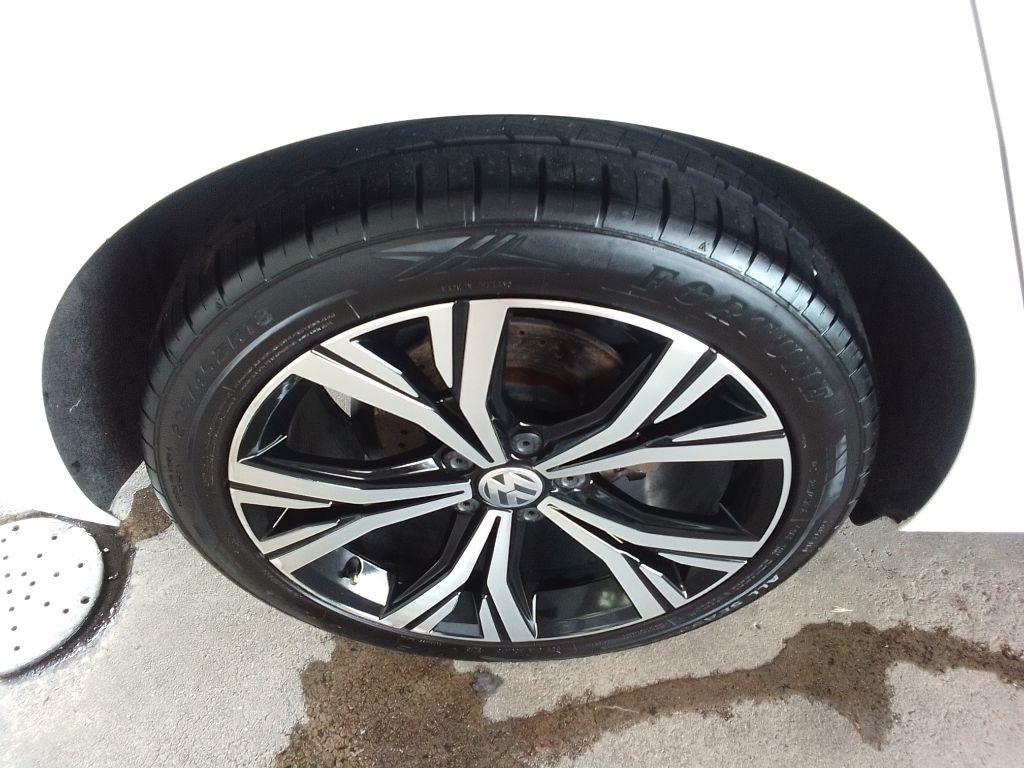 Volkswagen Passat SE 2021