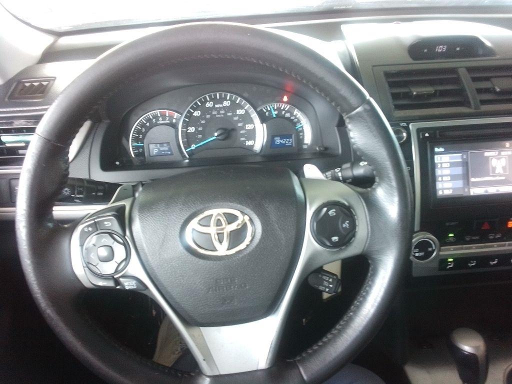 Toyota Camry SE 2014