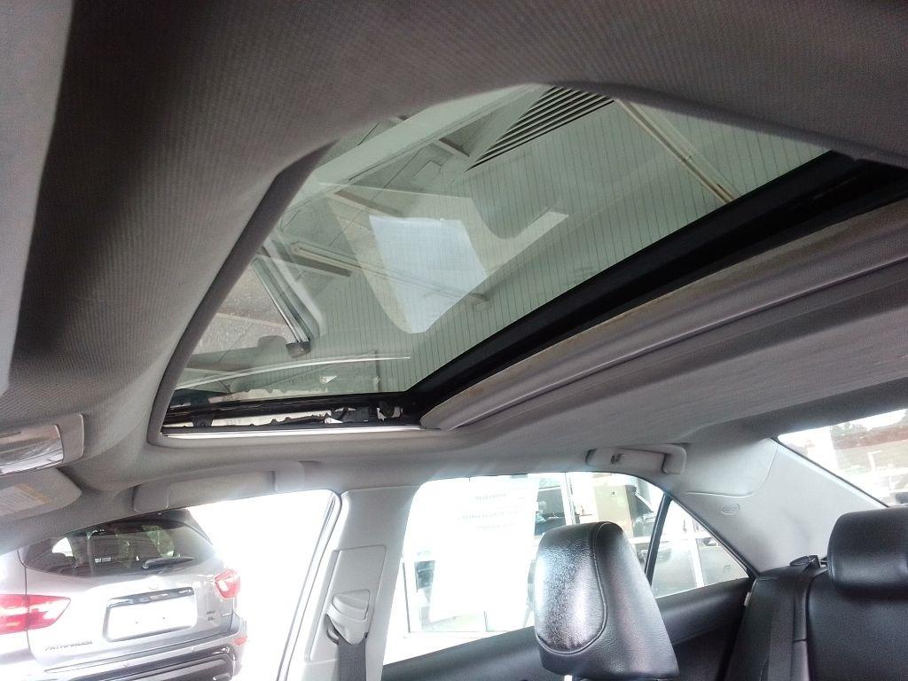 Toyota Camry SE 2014