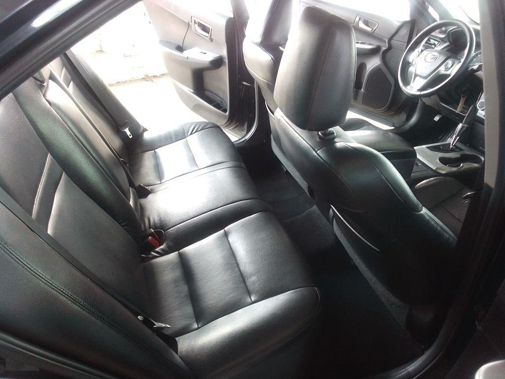 Toyota Camry SE 2014