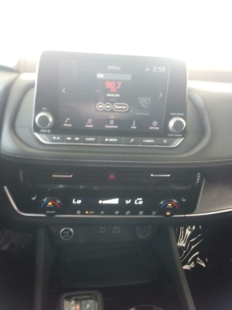 Nissan Rogue SV 2021