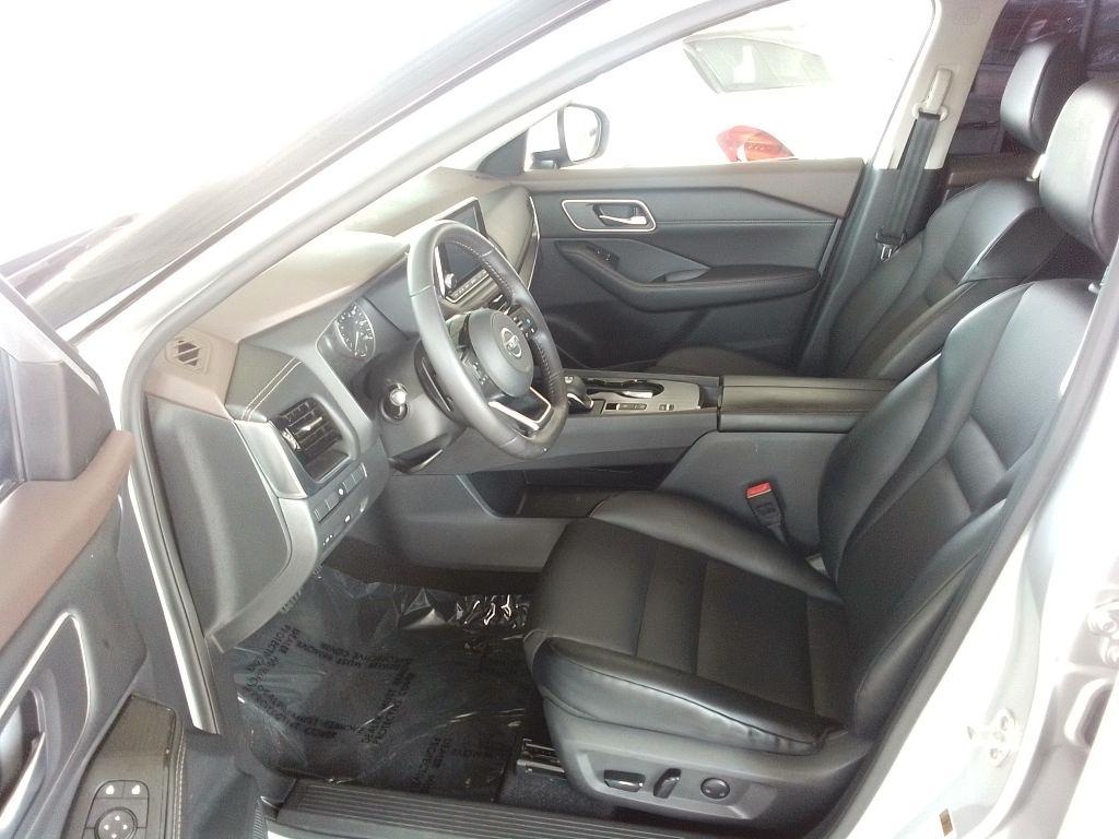 Nissan Rogue SV 2021