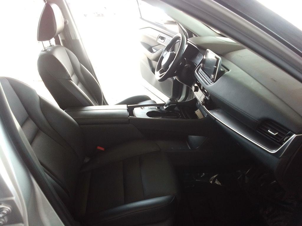 Nissan Rogue SV 2021