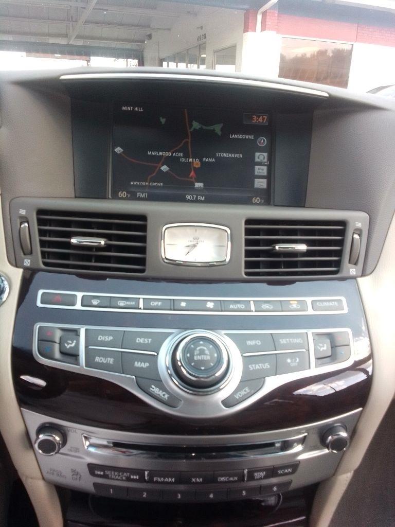 Infiniti Q70 37x 2014