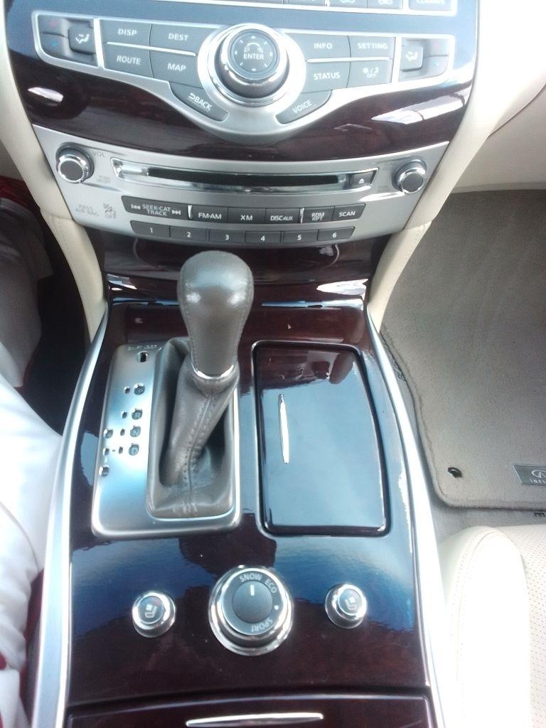 Infiniti Q70 37x 2014