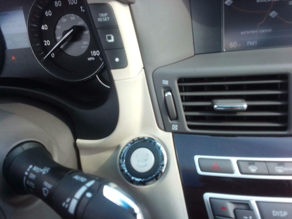 Infiniti Q70 37x 2014