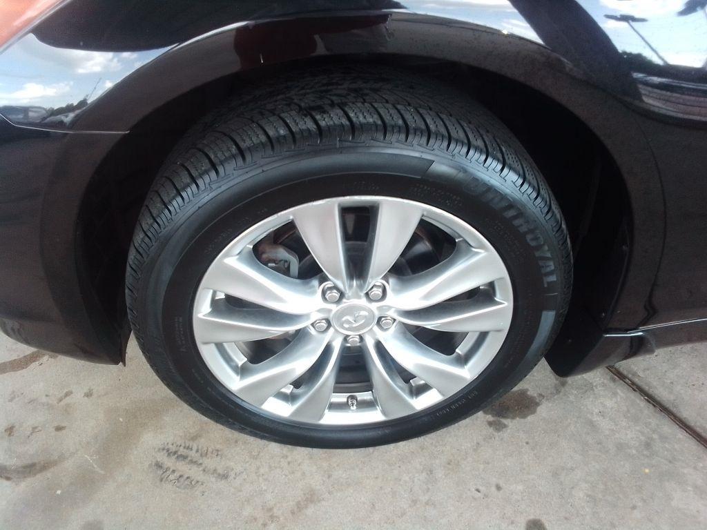 Infiniti Q70 37x 2014