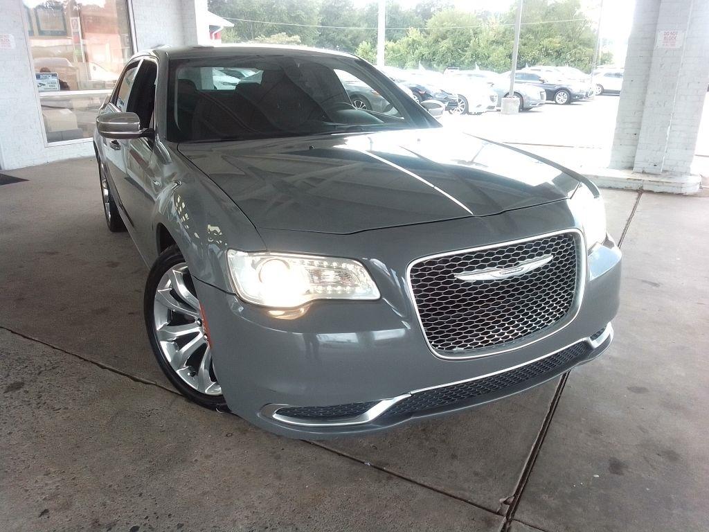 Chrysler 300 Touring 2019