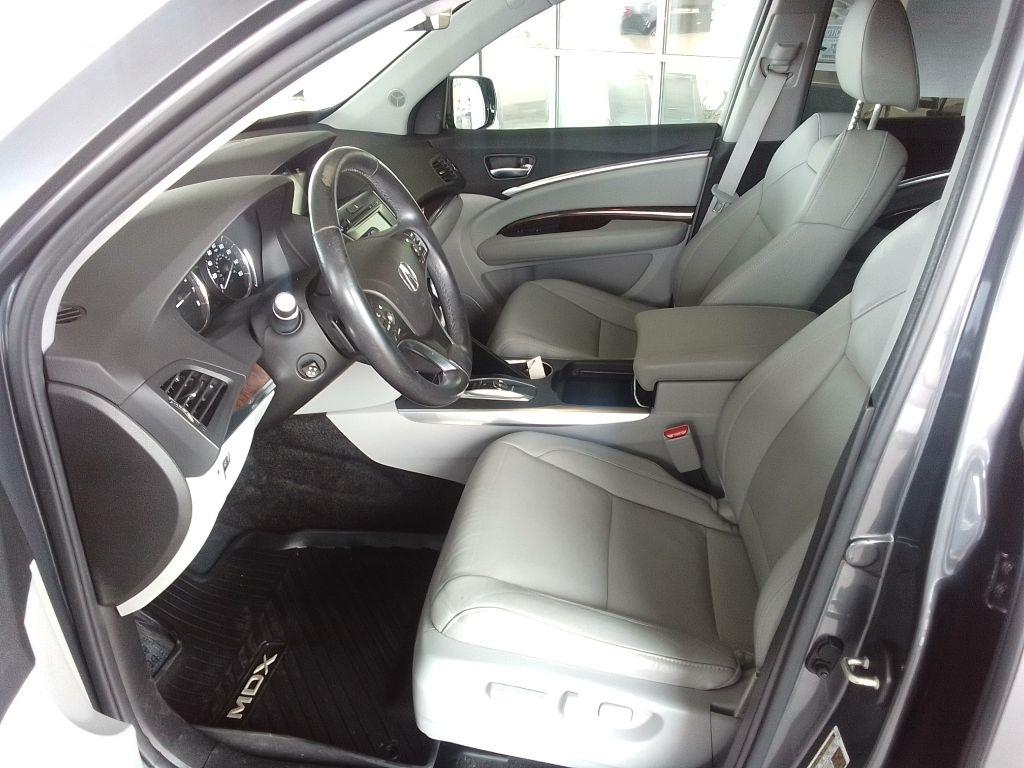 Acura MDX SH-AWD 9-Spd AT w/Tech and Entertainment Package 2017