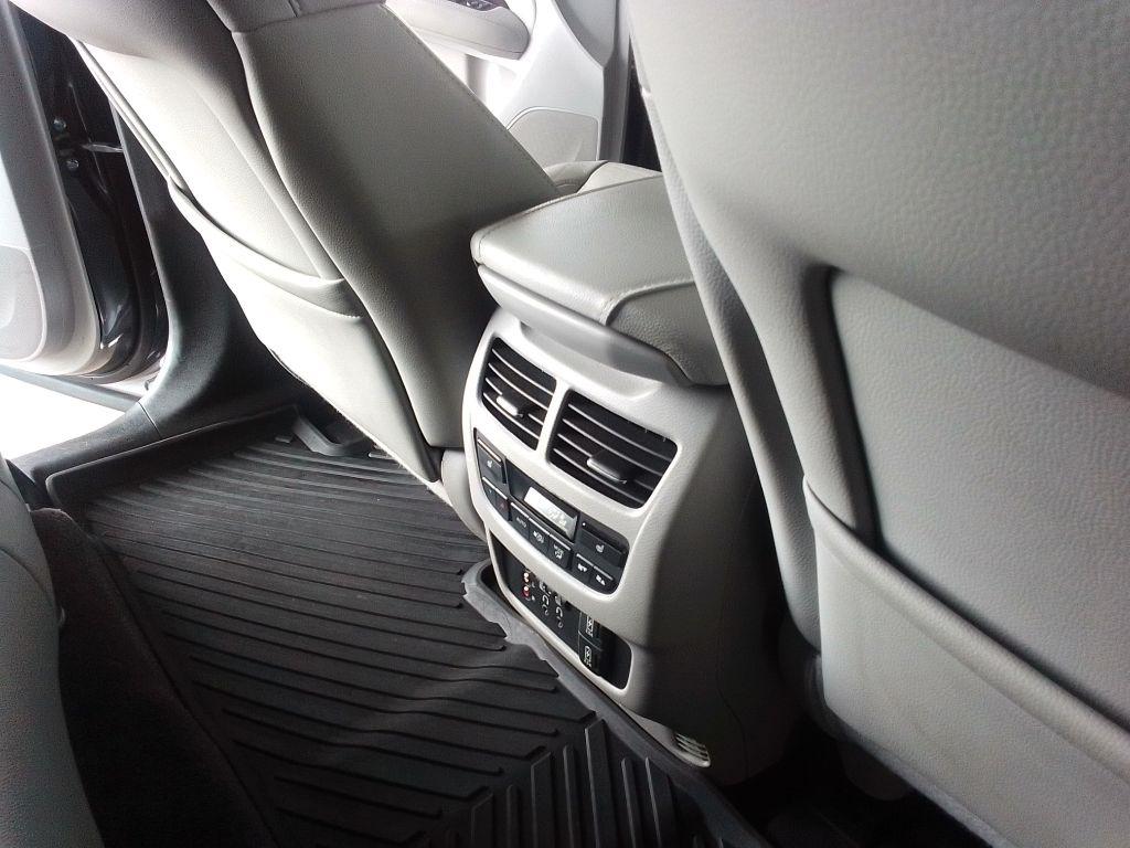 Acura MDX SH-AWD 9-Spd AT w/Tech and Entertainment Package 2017