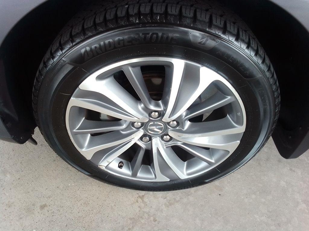 Acura MDX SH-AWD 9-Spd AT w/Tech and Entertainment Package 2017