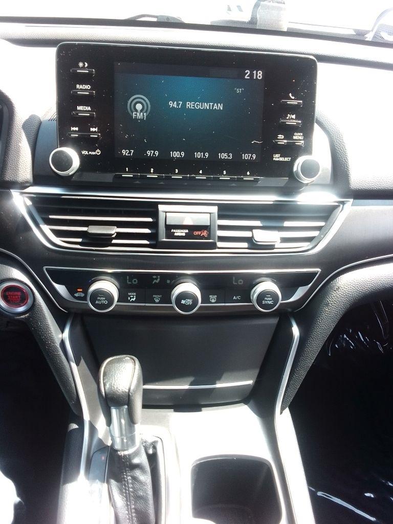 Honda Accord LX CVT 2019