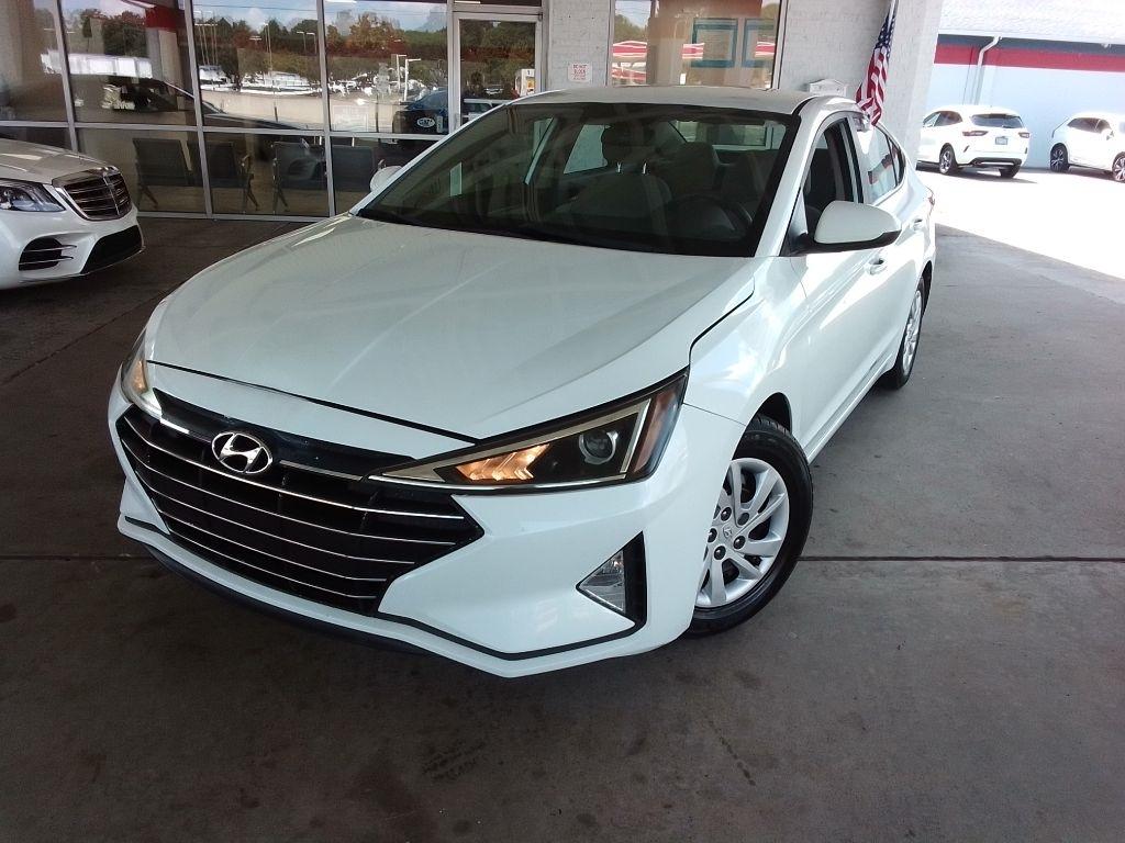 Hyundai Elantra SE 6M 2019