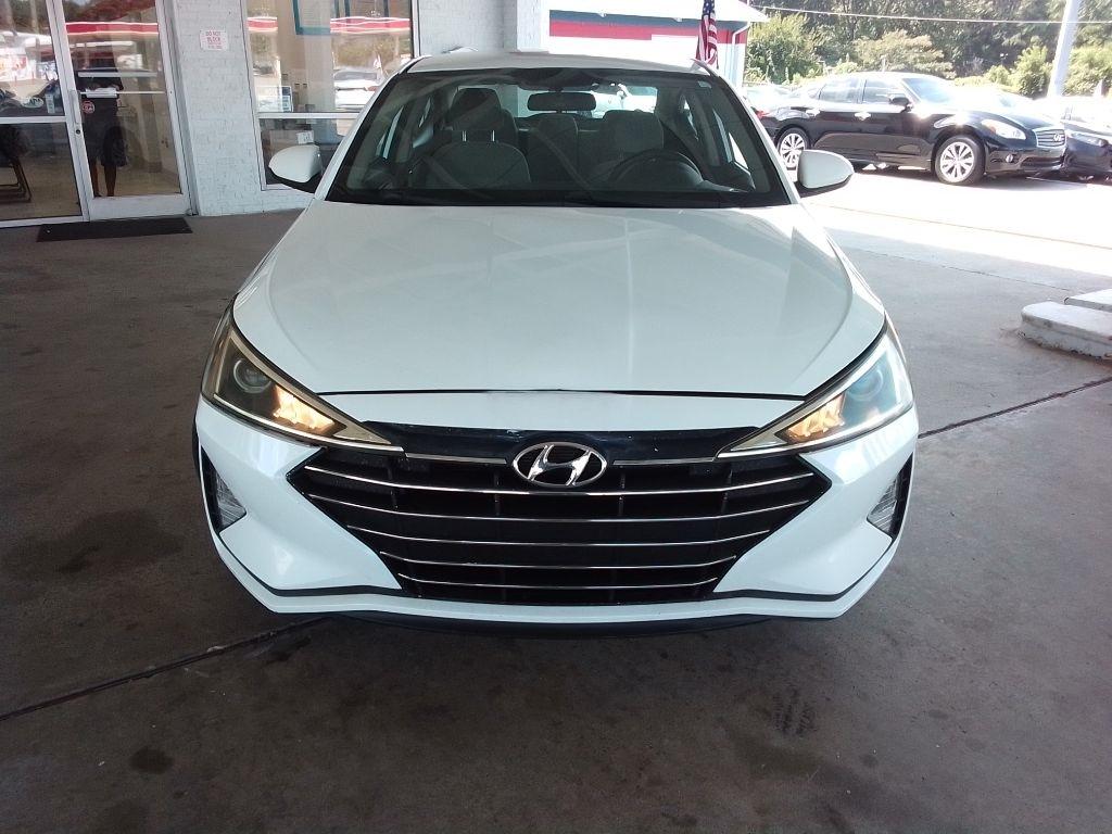 Hyundai Elantra SE 6M 2019