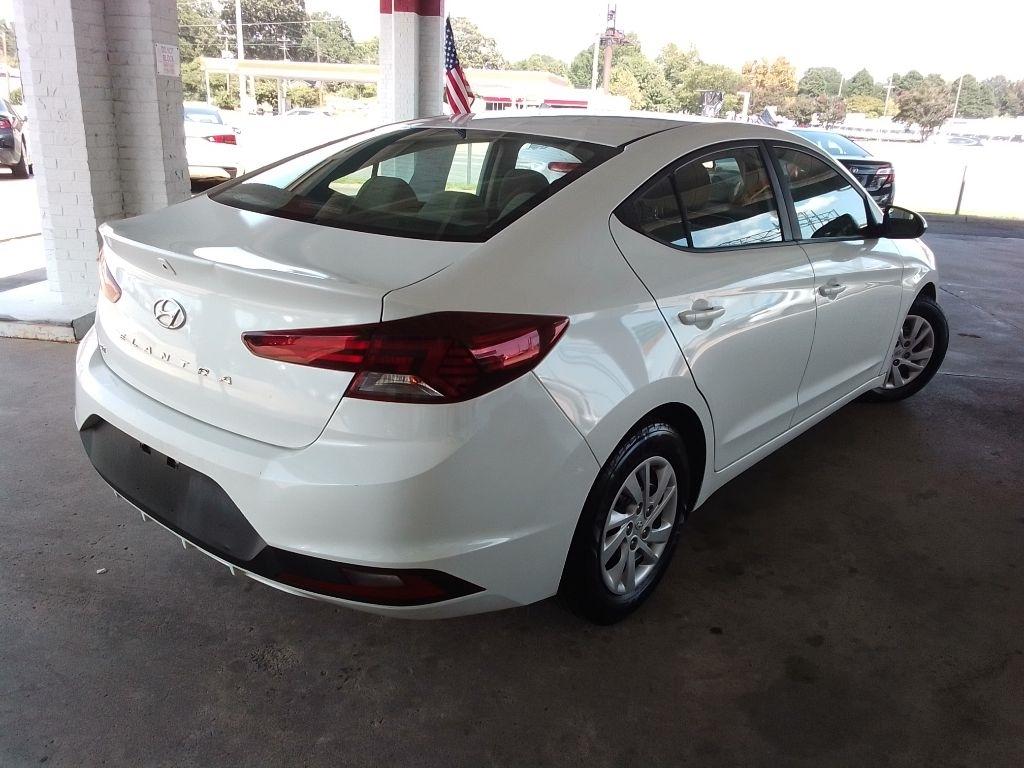 Hyundai Elantra SE 6M 2019