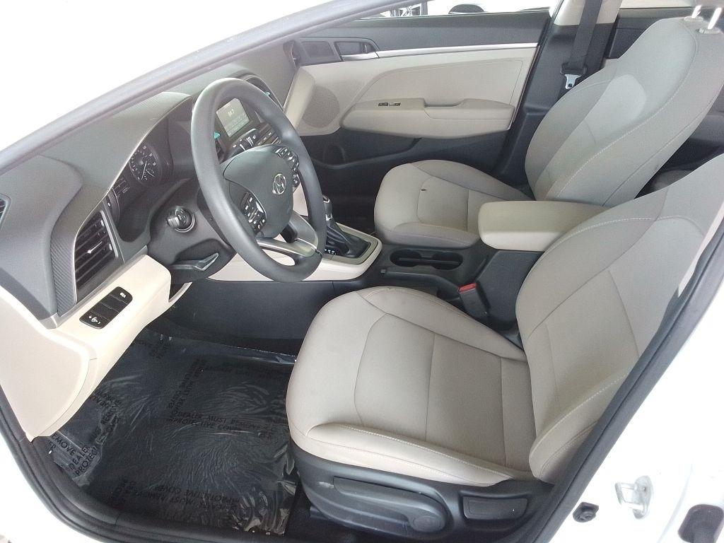 Hyundai Elantra SE 6M 2019