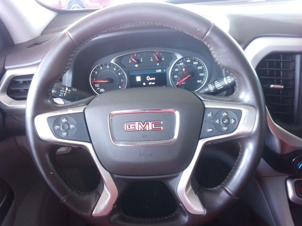 GMC Acadia SLT 2020
