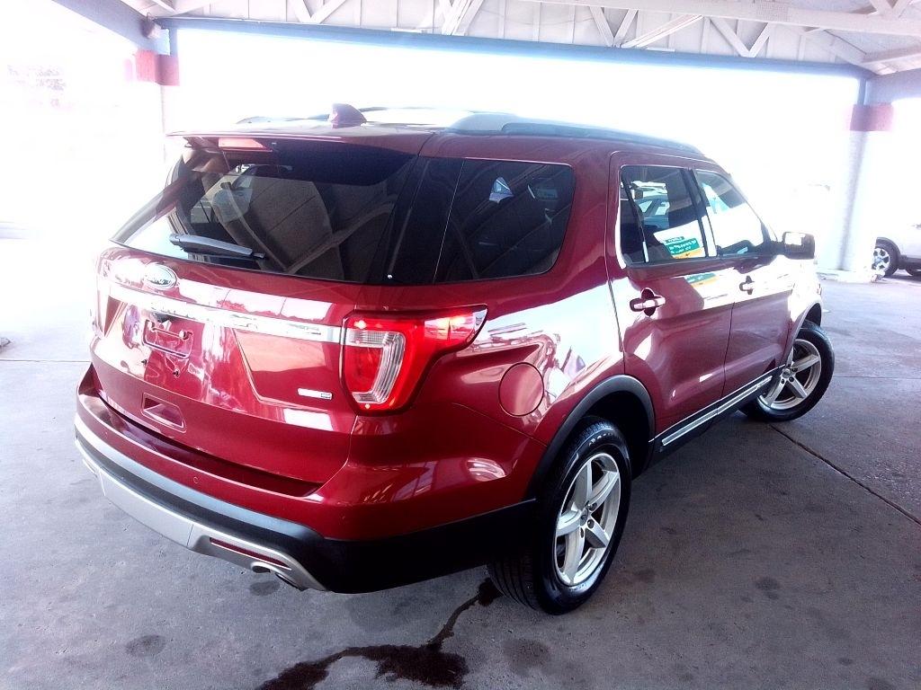 Ford Explorer XLT 4WD 2016