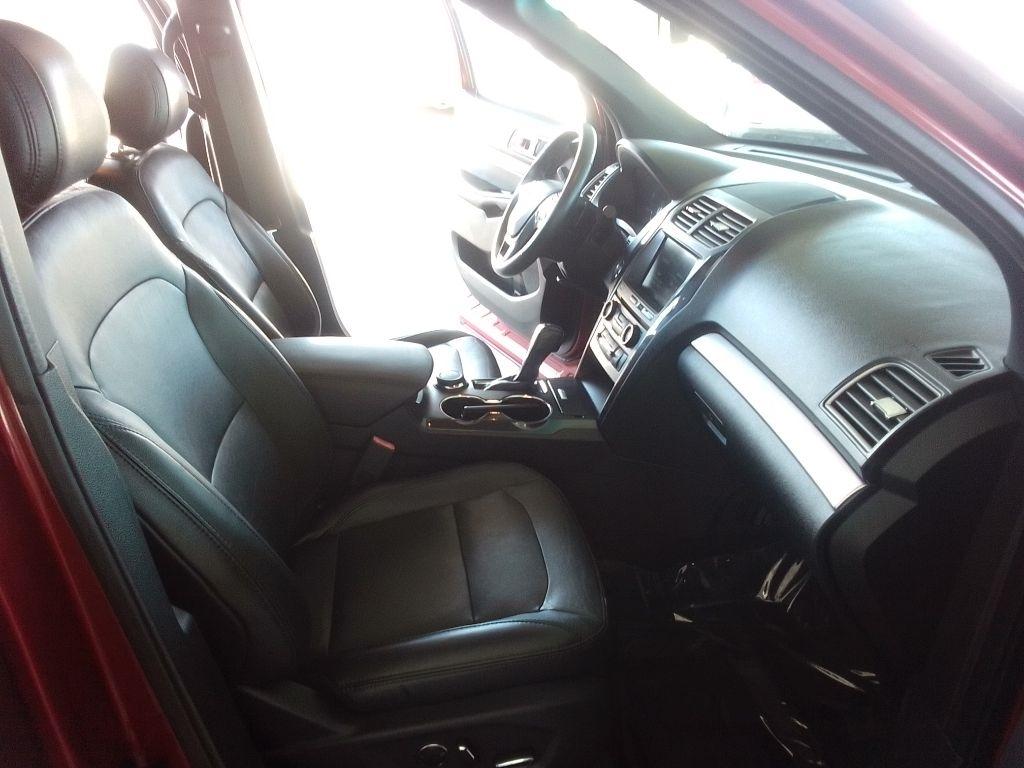 Ford Explorer XLT 4WD 2016