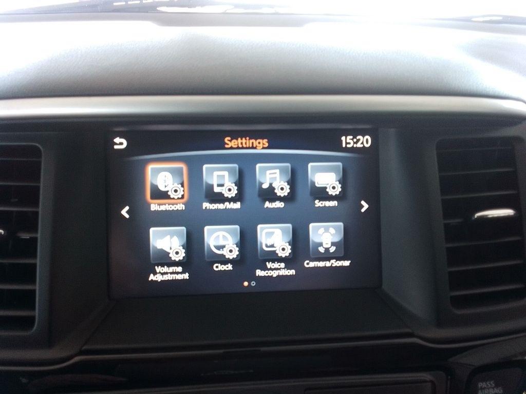 Nissan Pathfinder S 2020