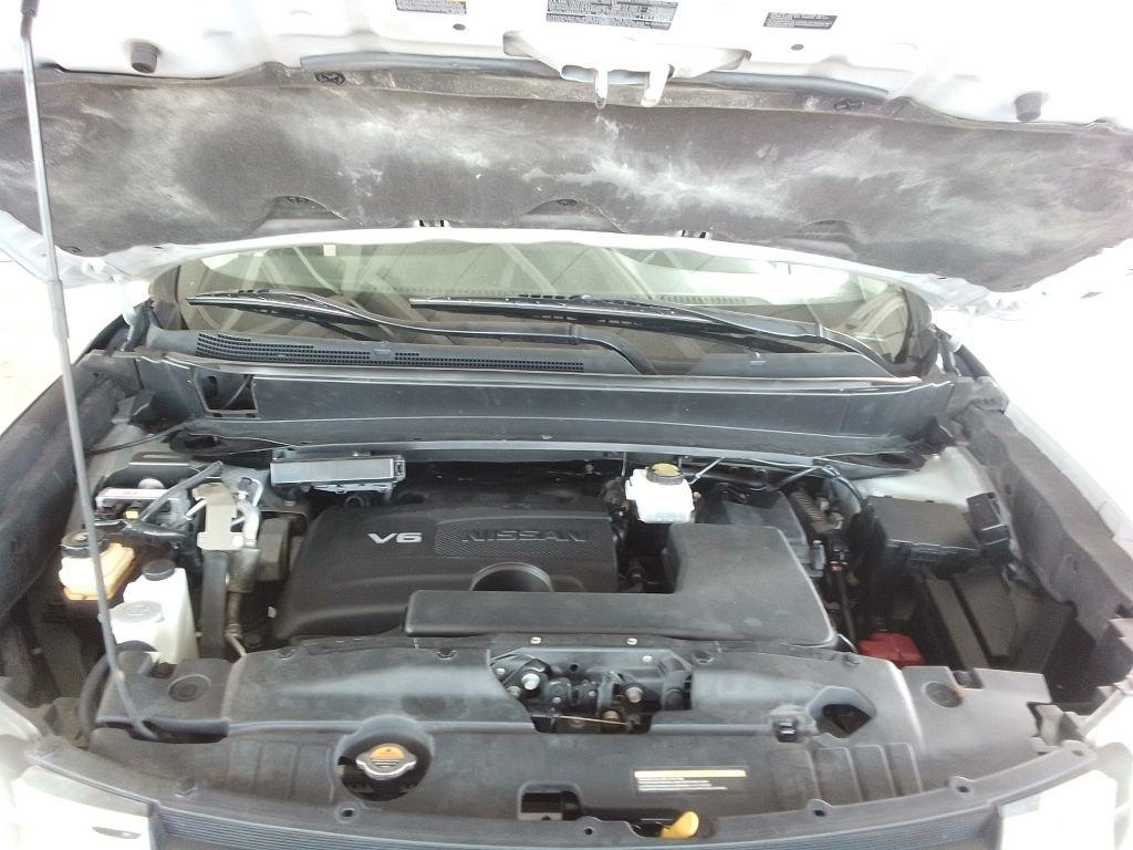 Nissan Pathfinder S 2020