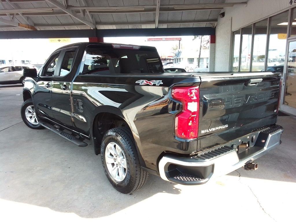 Chevrolet Silverado 1500 4WD Crew Cab 147" LT w/1LT 2021