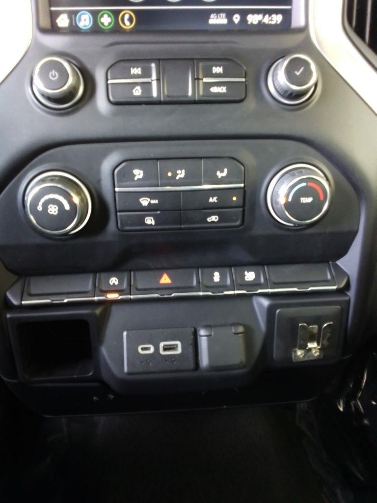 Chevrolet Silverado 1500 4WD Crew Cab 147" LT w/1LT 2021
