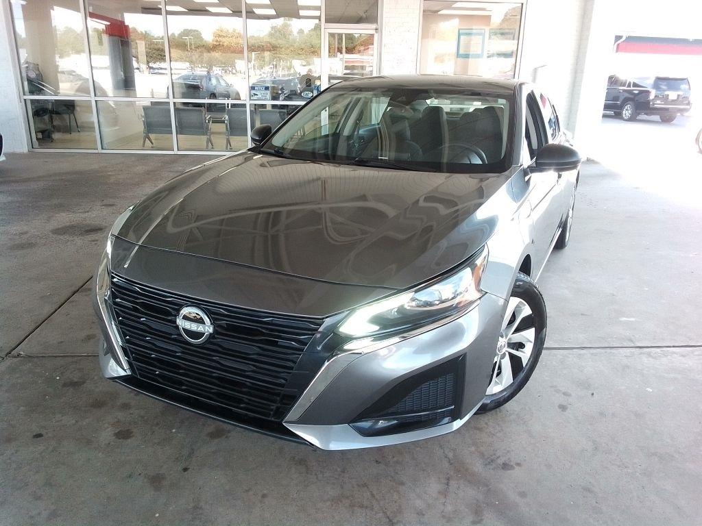 Nissan Altima 2.5 S Sedan 2024