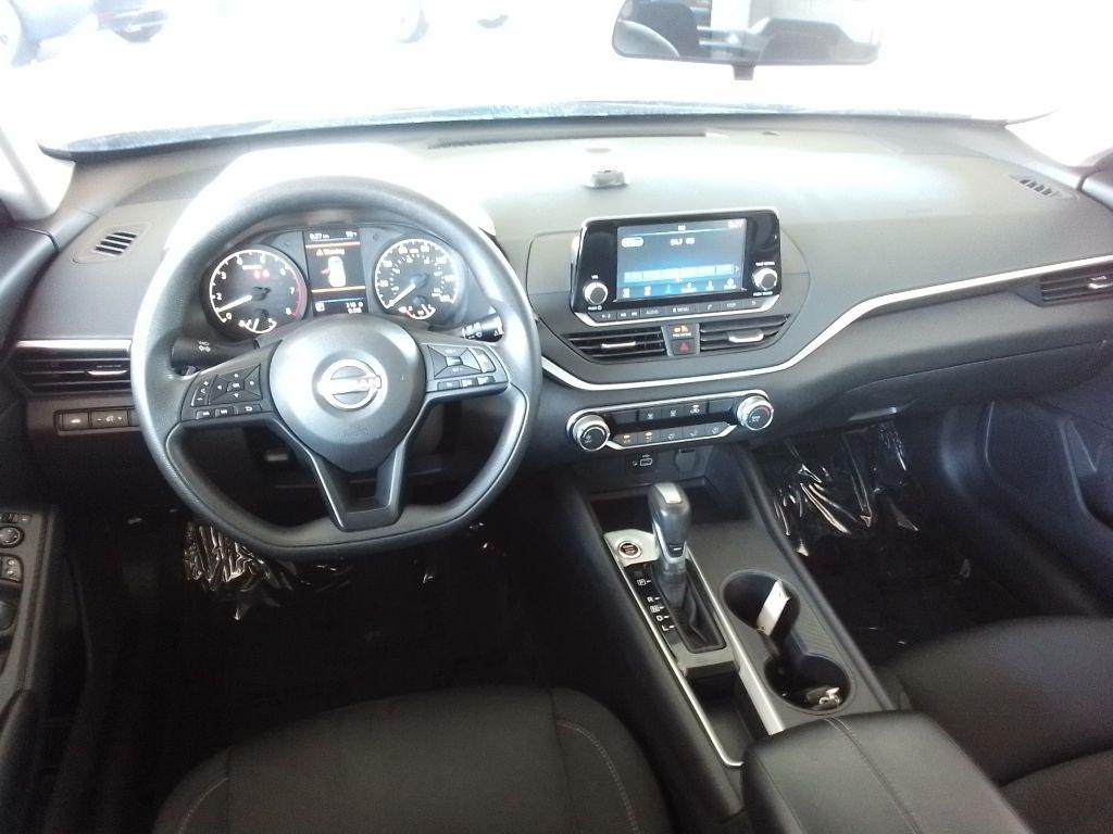 Nissan Altima 2.5 S Sedan 2024