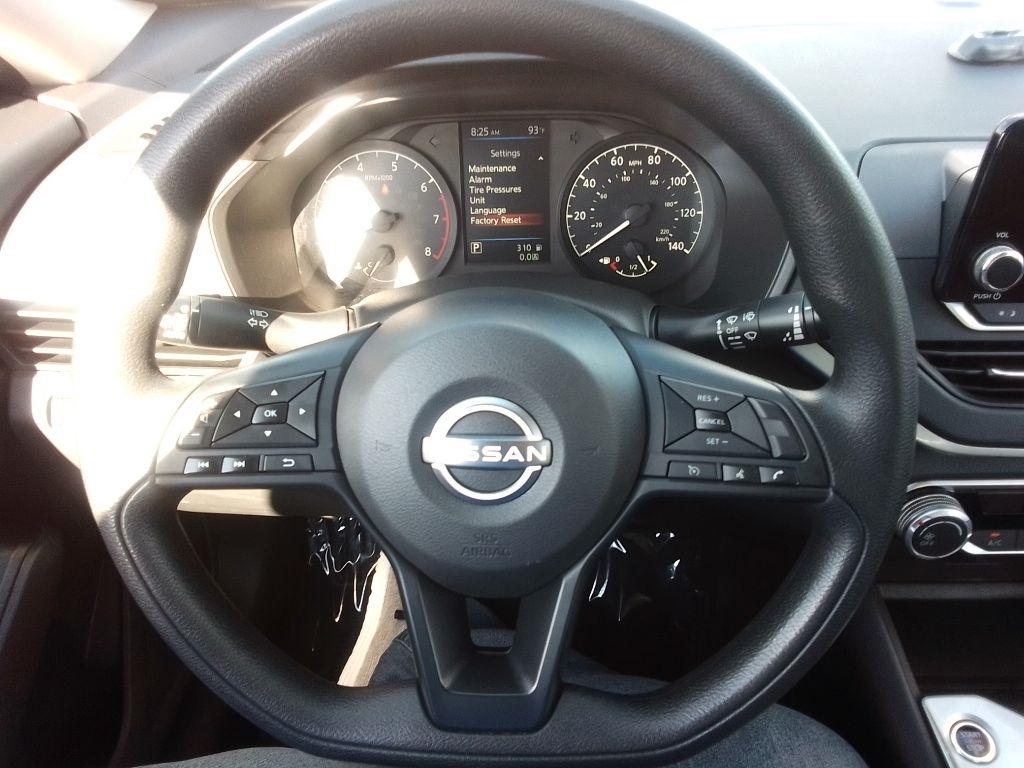 Nissan Altima 2.5 S Sedan 2024
