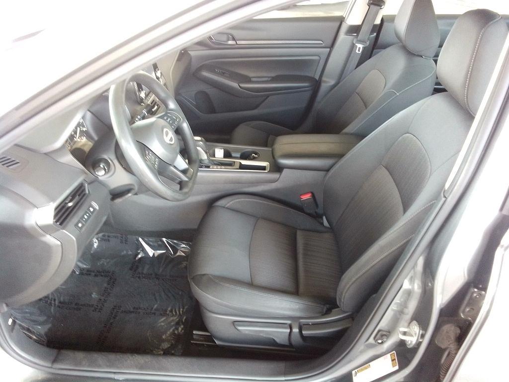 Nissan Altima 2.5 S Sedan 2024