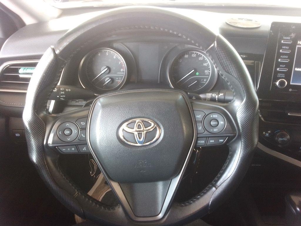 Toyota Camry SE Auto (Natl) 2022