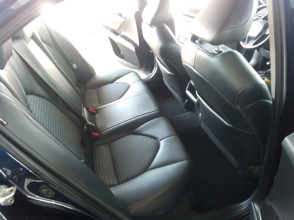 Toyota Camry SE Auto (Natl) 2022