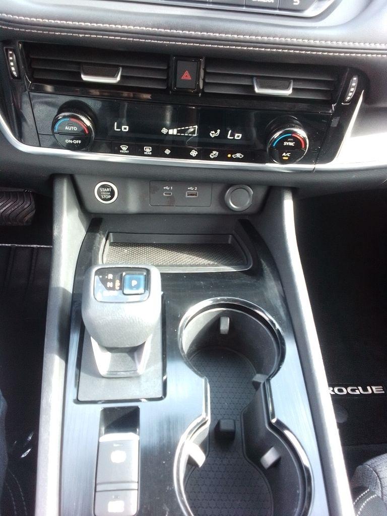 Nissan Rogue AWD SV 2021
