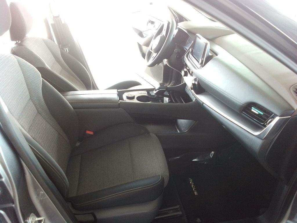 Nissan Rogue AWD SV 2021