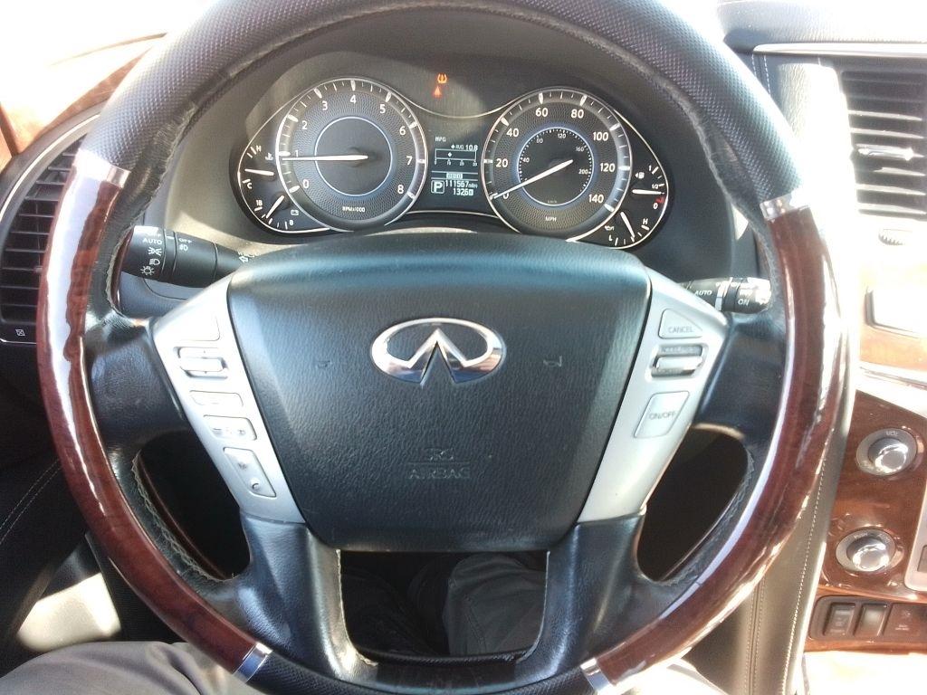 Infiniti QX80 LUXE AWD 2019