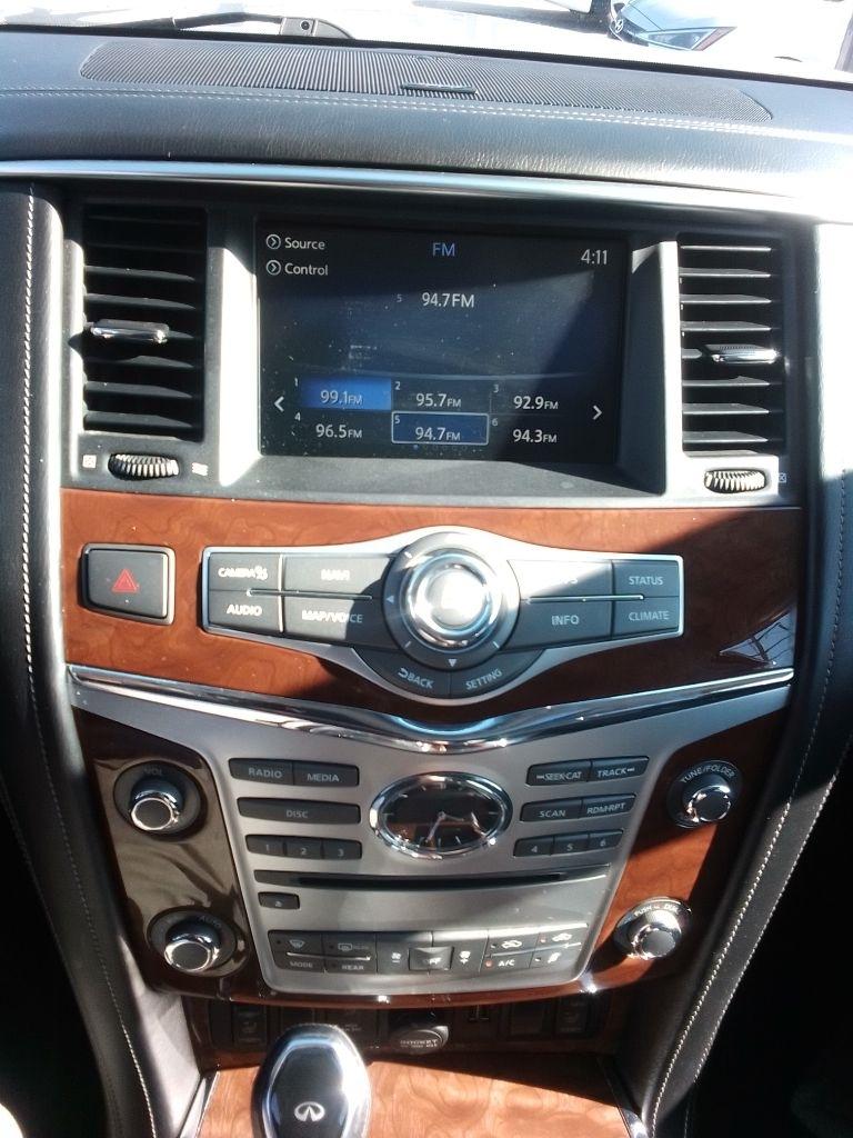 Infiniti QX80 LUXE AWD 2019