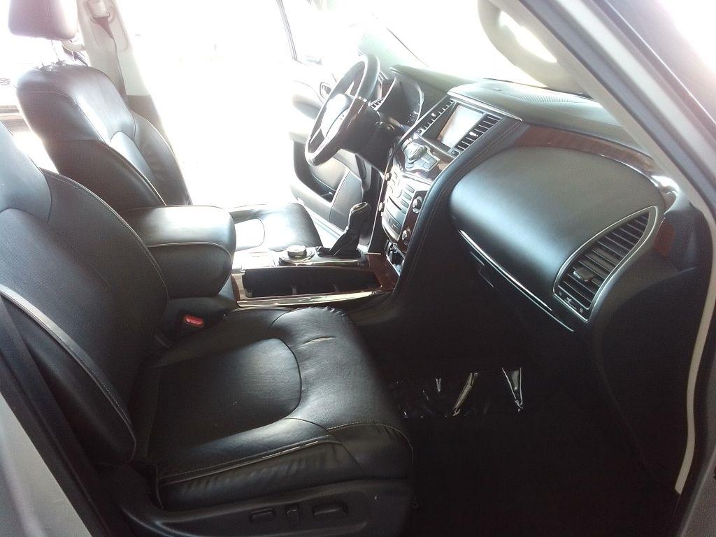 Infiniti QX80 LUXE AWD 2019