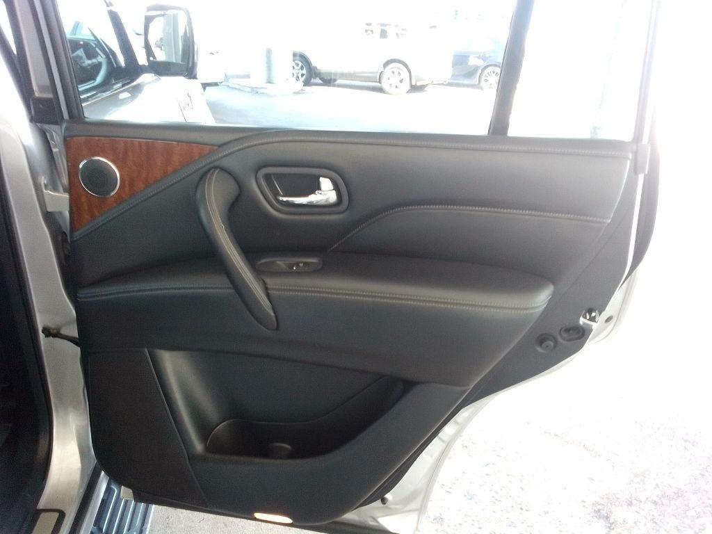Infiniti QX80 LUXE AWD 2019