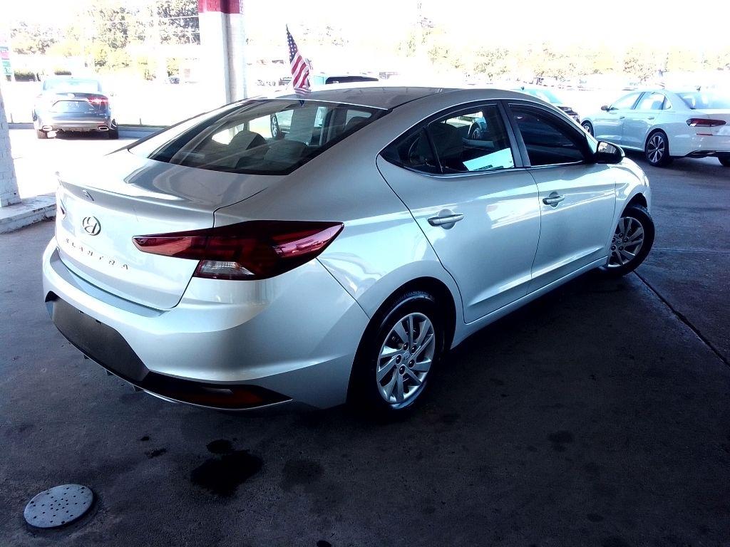 Hyundai Sonata SE 2.5L 2020