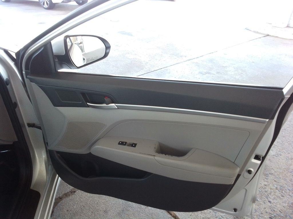 Hyundai Sonata SE 2.5L 2020