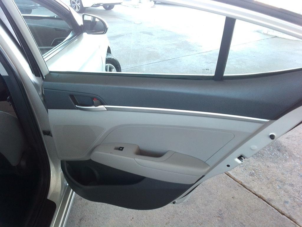 Hyundai Sonata SE 2.5L 2020